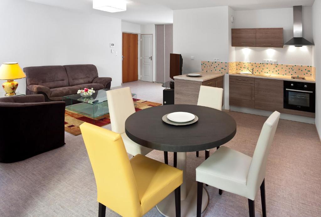 La Résidence Therm’Appart Vichy Habitación foto